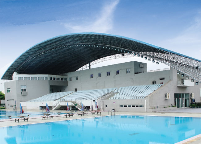 九龙坡游泳馆网架